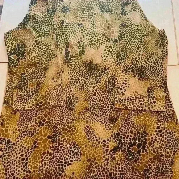 Chicos size 3 animal print lightweight v neck sweater with sequins - Picture 3 of 6